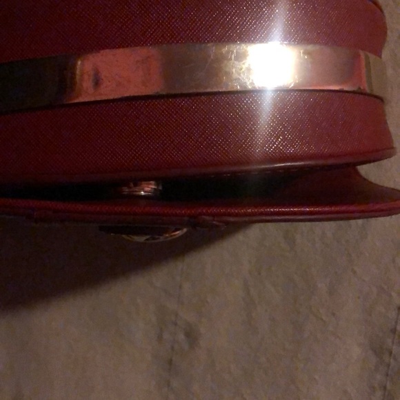 Pretty red purse 🥰 - Picture 5 of 8